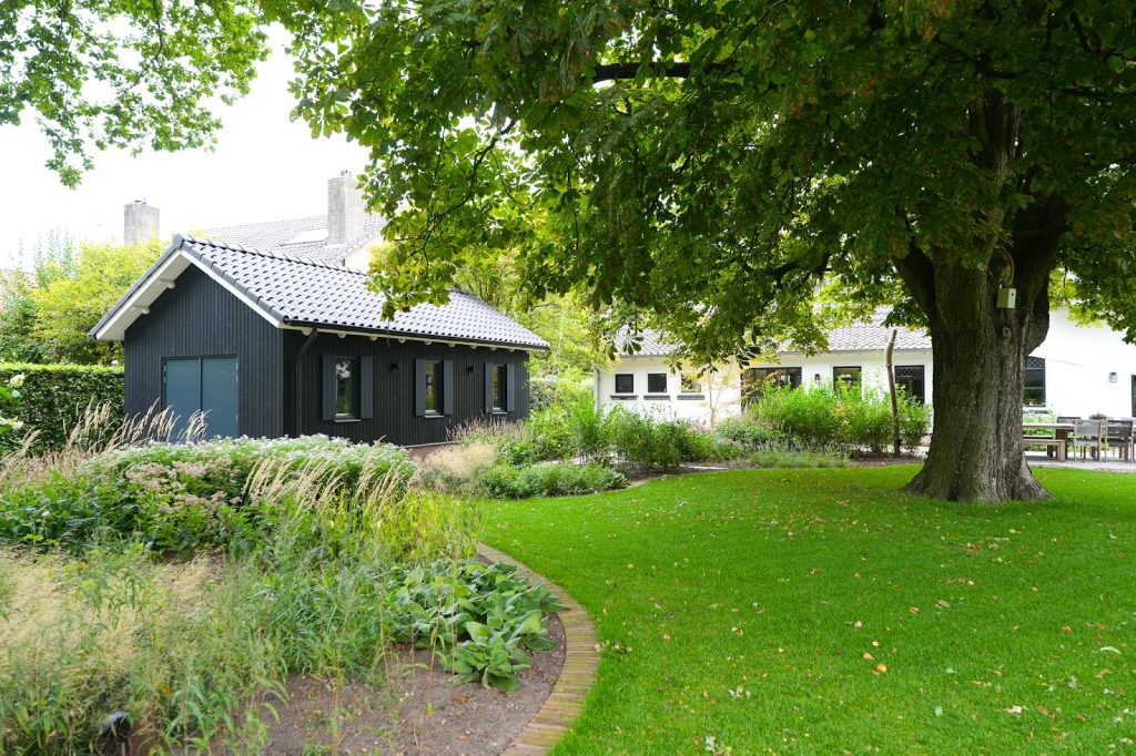 Oprichten Poolhouse en bijgebouw